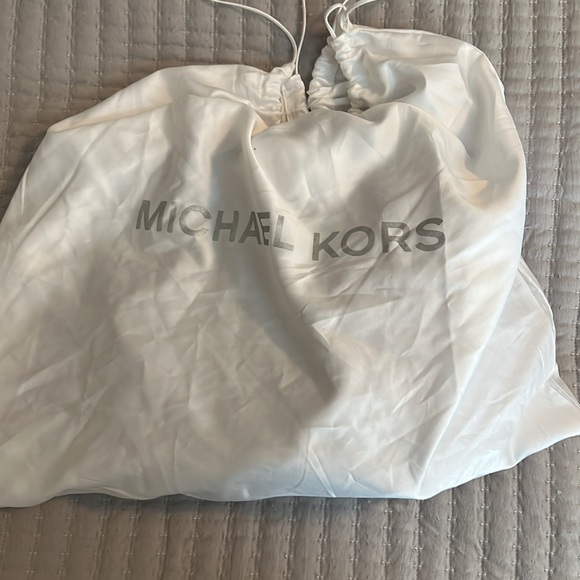 Brown Michael Kors purse - Picture 3 of 3